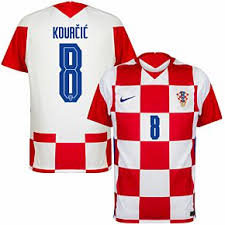 Mit diesem sporttop ausgestattet zeigst du deinen teamgeist und machst überall eine sportliche figur. Kroatien Home Und Away Fussball Trikots Fur Erwachsene Kinder Von Subside Sports