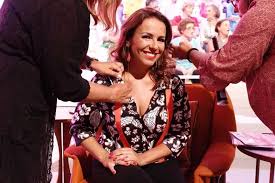 Tânia ribas de oliveira fez algo inédito em televisão. Tania Ribas De Oliveira Faz Anos E Partilha Memoria Intima Da Sua Infancia Nacional Flash