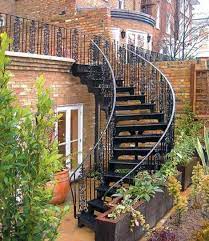 Here Is Design Of Exterior Staircases Ranging From Traditional Cast Basement Stairs Luxury Feature Staircases Staircase Outdoor Exterior Stairs Outdoor Stairs