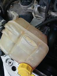 Kırılan çatlayan plastik akşamların kaynak yapılması. Plastik Catlagini En Iyi Ne Yapistirir Resimli