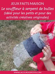 Comment Faire Un Serpent De Bulles Avec Les Enfants La Cour Des Petits Serpent De Bulle Jeux Faits Maison Bulles