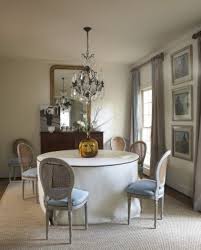 Skirted Tables Go Streamlined Trendy Dining Room Dining Room Tablecloth Dining Room Design