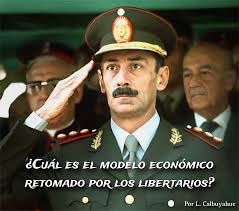 📸 Jorge Rafael Videla, s/f. Autor desconocido. Analizando un documento  fotográfico histórico muchas veces se encuentran conexiones que vinculan de  manera indefectible pasado y presente. 🕰Las herencias históricas hacen  peso sobre el