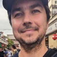 William Pash's Instagram, Twitter & Facebook