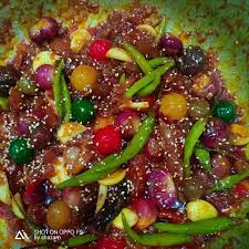 Sebagai pelengkap, gunakan campuran acar. Resepi Acar Buah