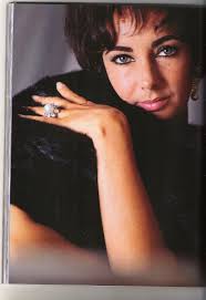 Elizabeth Taylor and legendary photographer Douglas Kirkland (1934