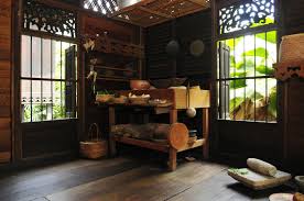 Ciri khas rumah adat ini adalah memiliki kolong atau yang biasa kita sebut dengan rumah panggung. Seni Bina Rumah Melayu Unik Asli Di Tengah Kota Rencana Mstar