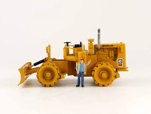 Caterpillar 825B Soil Compactor