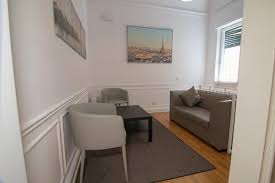 If you'd like to find out exactly what it means to live and learn as an aur student. Lungara Apartments An American University Rome Italy