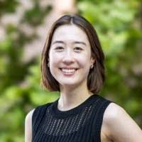 Elizabeth Phan's Instagram, Twitter & Facebook