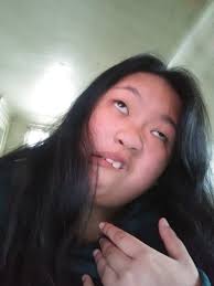 Serena Vang (@SerenaVang17)