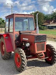 Remorcile pot fi schimbate ușor între mașini tradus oferă capuri tractoare de toate dimensiunile, deci dacă te interesează utilitare cu o axă 4x2 sau o axă 6x2 de la o marcă de încredere, o vei găsi rapid. Utb 445 Dt 45 Cai 4x4 Pret Tractoare De Vanzare Export Facebook