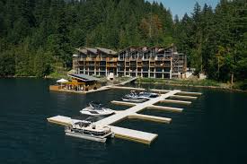 My friend bruce built this wood floating dock from a floating dock kit by www.dockaccents.com. Dock Lounge Lakeside Cultus Lake