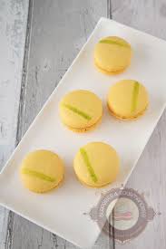 Macaron Kalamansi Vanille Et Citron Vert Concours Macaron International Paris 2018 Surprises Et Gourmandises En 2020 Macaron Citron Vert Gourmandise