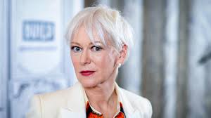 I figured out the secret to dating in a digital world