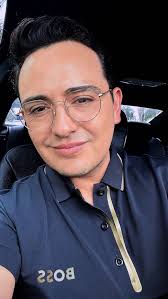 Me dieron ganas de cantárselas. 🥹 Quisiera poder olvidarme de ti ❤️  @luisfonsi