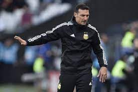 Argentina head coach lionel scaloni has been discharged from hospital after being involved in an scaloni was taken to hospital after reportedly suffering a number of injuries to his face and body. Argentina Coach Lionel Scaloni Comments On Team Copa America More Mundo Albiceleste