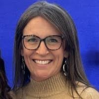 Tracy Arsenault's Instagram, Twitter & Facebook