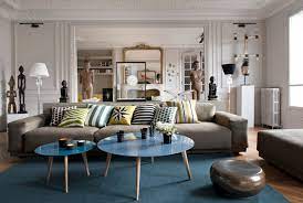 Yellow adds a bit of cheerfulness to a bath, whether it's a pastel shade for a more casual look or a golden tone for a sophisticated style. 5 Sophisticated French Interior Design Styles For Your Yacht Makeover