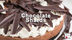 These Chocolate Shards Are Super Easy To Create And Make For An Elegant Impressive Presentation Chocolat Desserts Dessert Presentation How To Make Chocolate