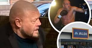 Ex-boxer Earl Ling broke man's jaw in Aldi car park dispute