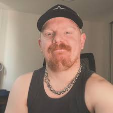 Hello I'm single Daddy from Spain I need a wife from any country