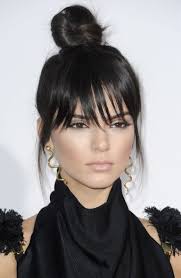 Ask A Hairstylist How To Grow Out A Short Haircut When You Have Thick Coarse Hair Hairstyles With Bangs Hair Styles Fringe Hairstyles