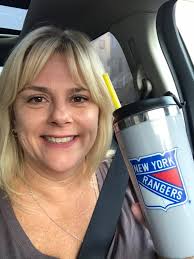 Hi all! I just wanted to introduce myself and share a photo I took. Good  morning! Hazel wanted to say hello! Oh and I love caramel machiotto cold  brew❤️❤️