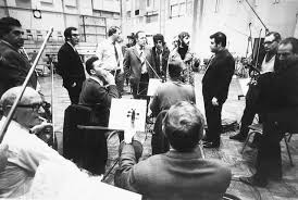 La última sesión de grabación de los Beatles el 1 de abril de 1970, Ringo  fue el único presente. : r/beatles