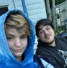 Eclipse Photography Using Glasses as a Filter in Illinois