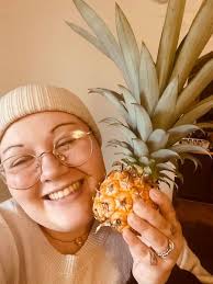 Little News Star added a new photo.