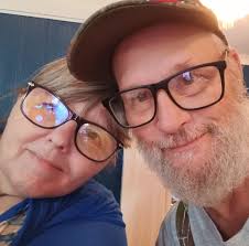 Kim Mcferrin's Instagram, Twitter & Facebook