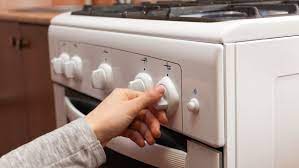 Those dials at the front control the flow of the gas coming out the top of the burners. How To Re Light The Pilot Lights Of A Gas Stove Paradise Appliance Service
