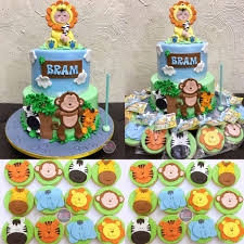 Bram S Safari Themed Cake And Sugar Cookie Souvenirs Themed Cakes Jungle Theme Parties Cake