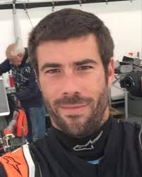 Olivia y anna, las dos hermanas secuestras por su padre desde el 27 de abril en tenerife.sos desaparecidos. Interpol Publica Las Fotos De Anna Y Olivia Gimeno En Su Lista De Desaparecidos Mientras Prosigue La Busqueda En Tenerife