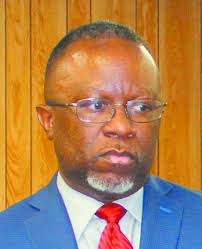 WALLACE TOWN MANAGER RESIGNS — Stevie Cox, who's served as the Wallace town  manager since mid-April of last year, resigned at the end of a special town  council meeting Thursday night. Most