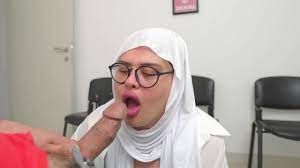 This Muslim woman is SHOCKED !!! I take out my cock in Hospital waiting  room. - XNXX.COM