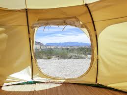 A privacy wall shields each bubble from its neighbors and the town while leaving it open to enjoy uninterrupted panoramic views of the breathtaking landscape. Staying In A Lotus Tent Basecamp Terlingua