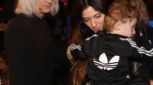 Η αννίτα πάνια παραχωρεί πολύ σπάνια συνεντεύξεις. Anna Bissh Nikos Karbelas Celebrities Eidhseis Yupiii Gr