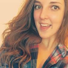 Elizabeth Crosslin's Instagram, Twitter & Facebook