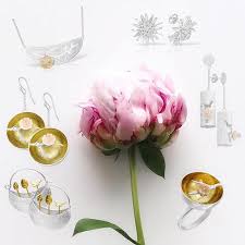 Respectiva masina era o dacie Delicatepeony Instagram Posts Photos And Videos Picuki Com