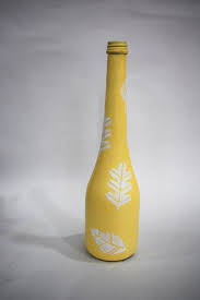 Bottle Painting Design Idea Bottle Painting Art Hobby Ideas Glass Bottles Art Painted Glass Bottles Glass Bottle Crafts