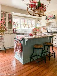 When you're looking forward to spread christmas warmth throughout. Farmhouse Kitchen Christmas Decorating Ideas