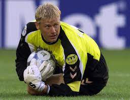8,163 likes · 1 talking about this. Peter Shmejhel Runi Ne Prazdnoval Gol Potomu Chto Ustal Sport Ekspress
