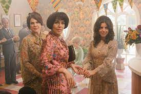 Netflix presenta la nueva serie original de manolo caro con cecilia suarez, aislinn derbez y veronica castro con adicciones, luto, amor y muchas flores.suscr. Review Final Season Of Netflix S Casa De Las Flores