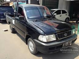 Toyota kijang yang sempat menyandang predikat mobil favorit dan terlaris indonesia rupanya masih tetap mempesona untuk di modifikasi dan dibuat keren. Jual Mobil Toyota Kijang Pick Up 2006 1 8 Di Dki Jakarta Manual Pick Up Hitam Rp 62 500 000 2821559 Mobil123 Com