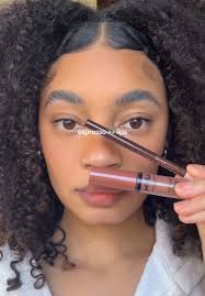 Espresso Makeup Look: Enhance Your Lips with Style