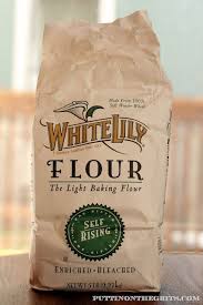 This Is The Only Flour Grandma And Mom Would Bake With Makes The Best Biscuits Ever It S Only Sold In Certa White Lily Flour Food Labels Biscuit Receipes