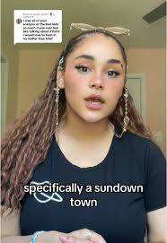 Your Asking Me If Kristen Applebees Knows How to Build A Radio Tower