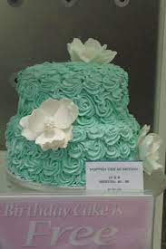 Pretty Magnolia Tiffany Blue Cake At Publix Amazing Wedding Cakes Cake Blue Cakes